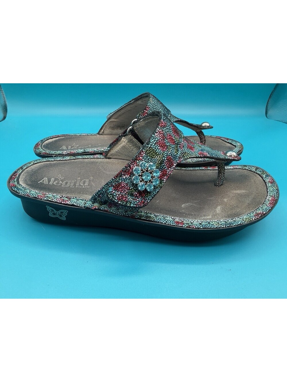 Alegria Carina Blue Floral Print Sandals Leather Embossed Buckle Accent 10 GUC